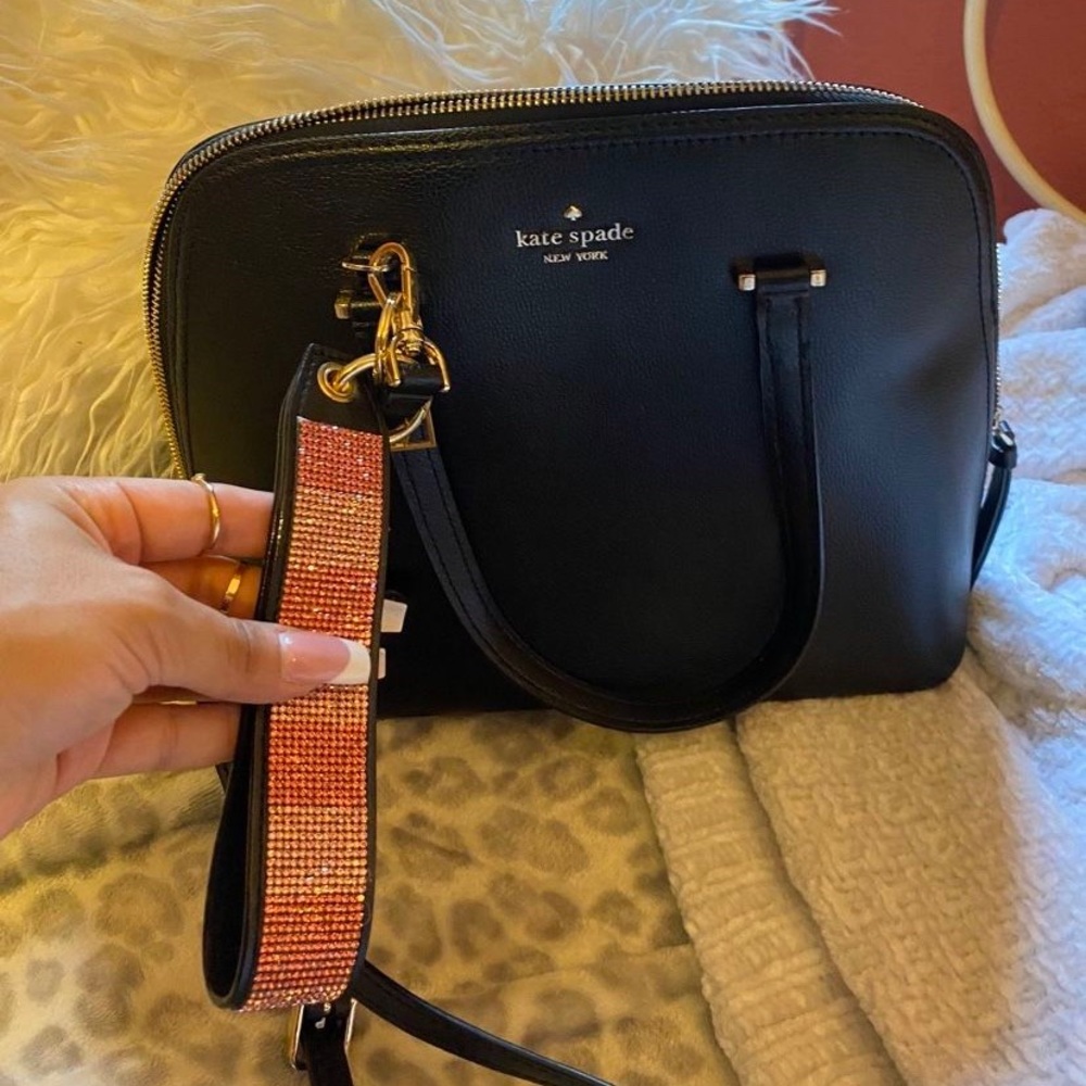 Kate spade medium size cross body purse